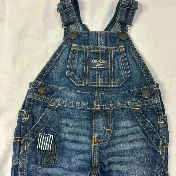 OshKosh B'gosh - Denim/Jean Baby overalls with patch design. Size  6 months - Picture 2 of 5